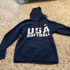Women’s navy blue Nike USA softball sweatshirt